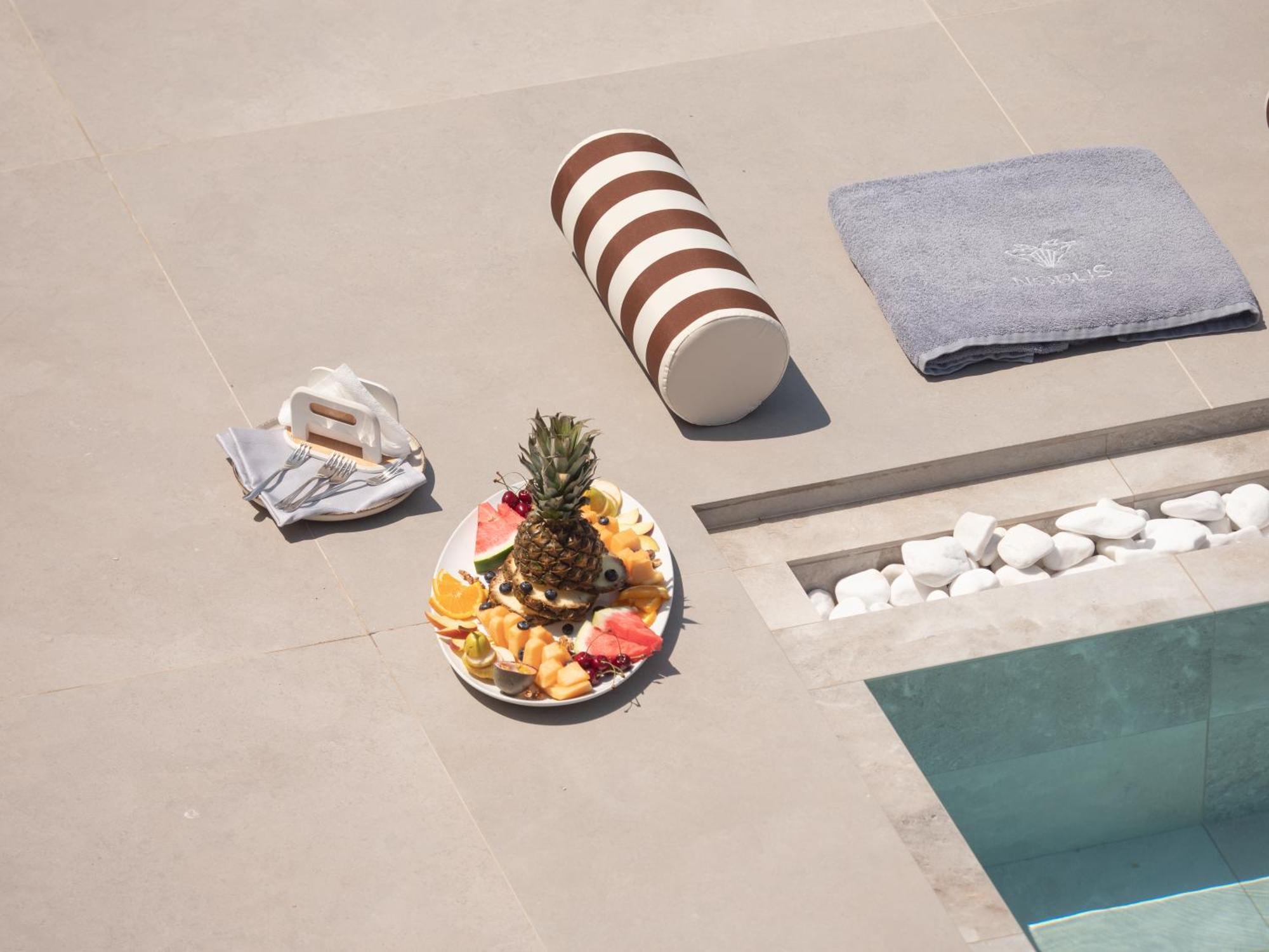 Nobus Hotel & Spa Vlore Exterior photo